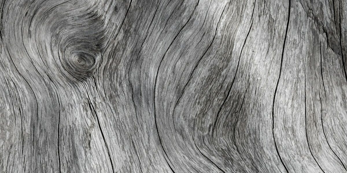 4000 Grit and Paste Wax: Rubbing Out Lacquer to a Mirror Finish